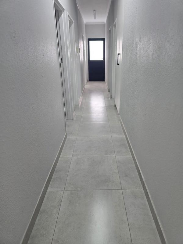 To Let commercial Property for Rent in Brackenfell Western Cape